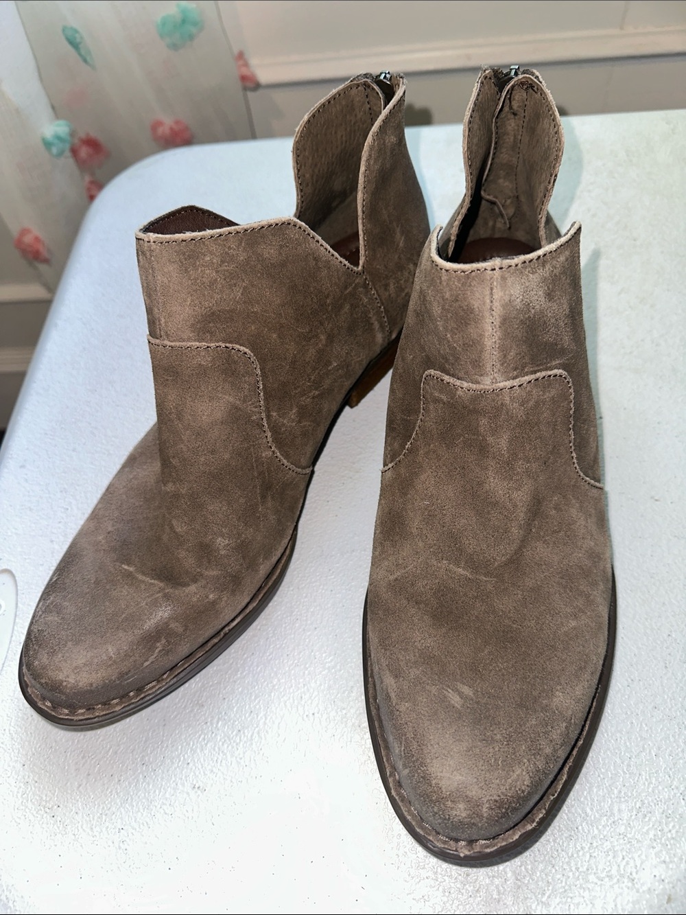 Born Taupe Suede Western Ankle Boots Cutout Booties Women’s Size 10